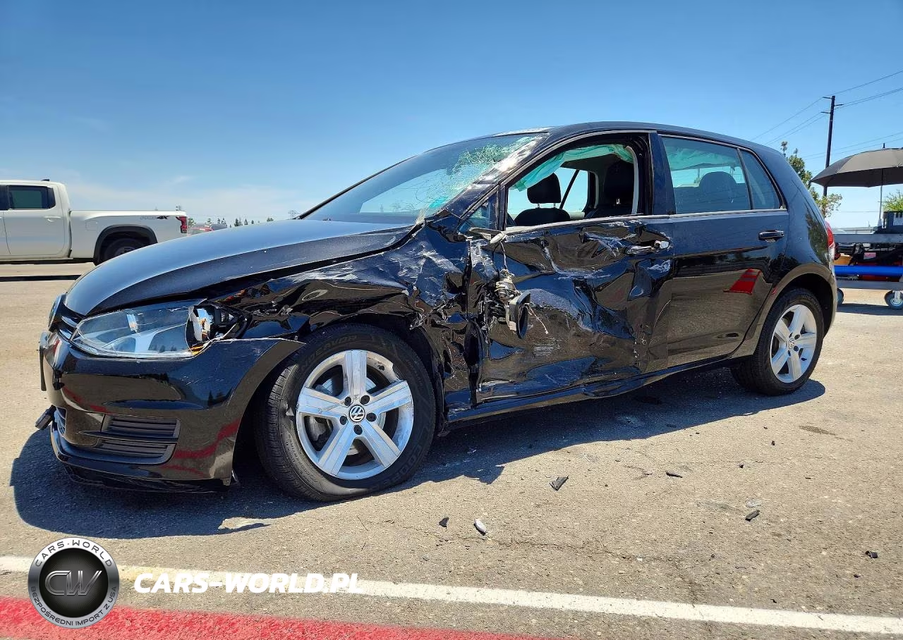2017 Volkswagen Golf S – zdjęcie 1 z 12