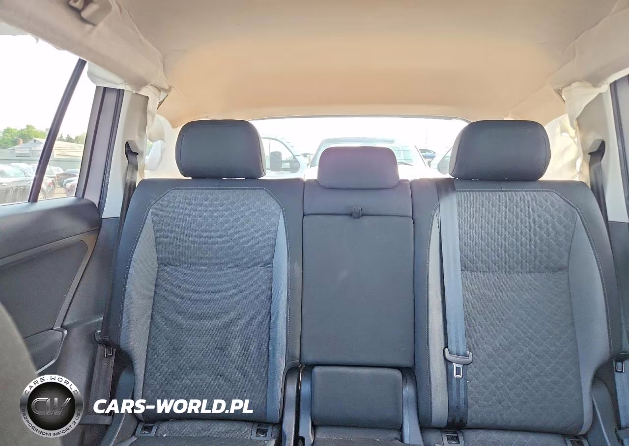 2020 Volkswagen Tiguan S VIN:3VV0B7AX2LM075414 - 10