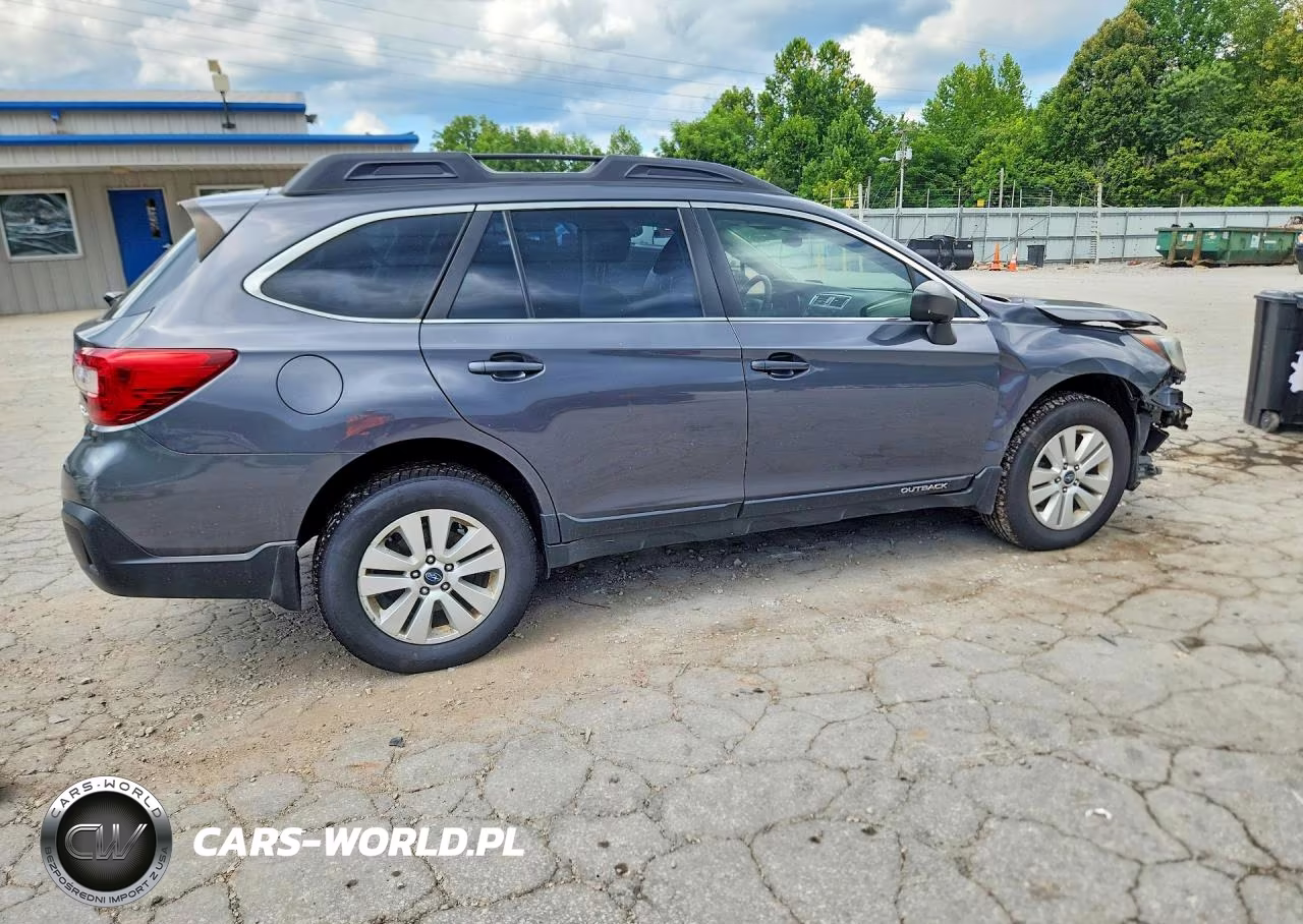2018 Subaru Outback 2.5I VIN:4S4BSAAC9J3357108 - 3