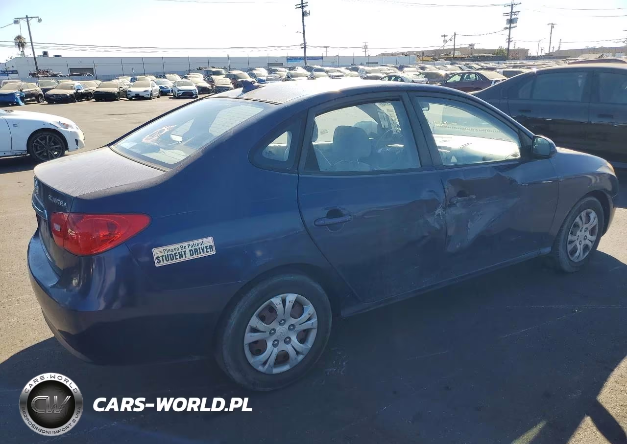 2010 Hyundai Elantra Gls VIN:KMHDU4AD2AU157985 - 3
