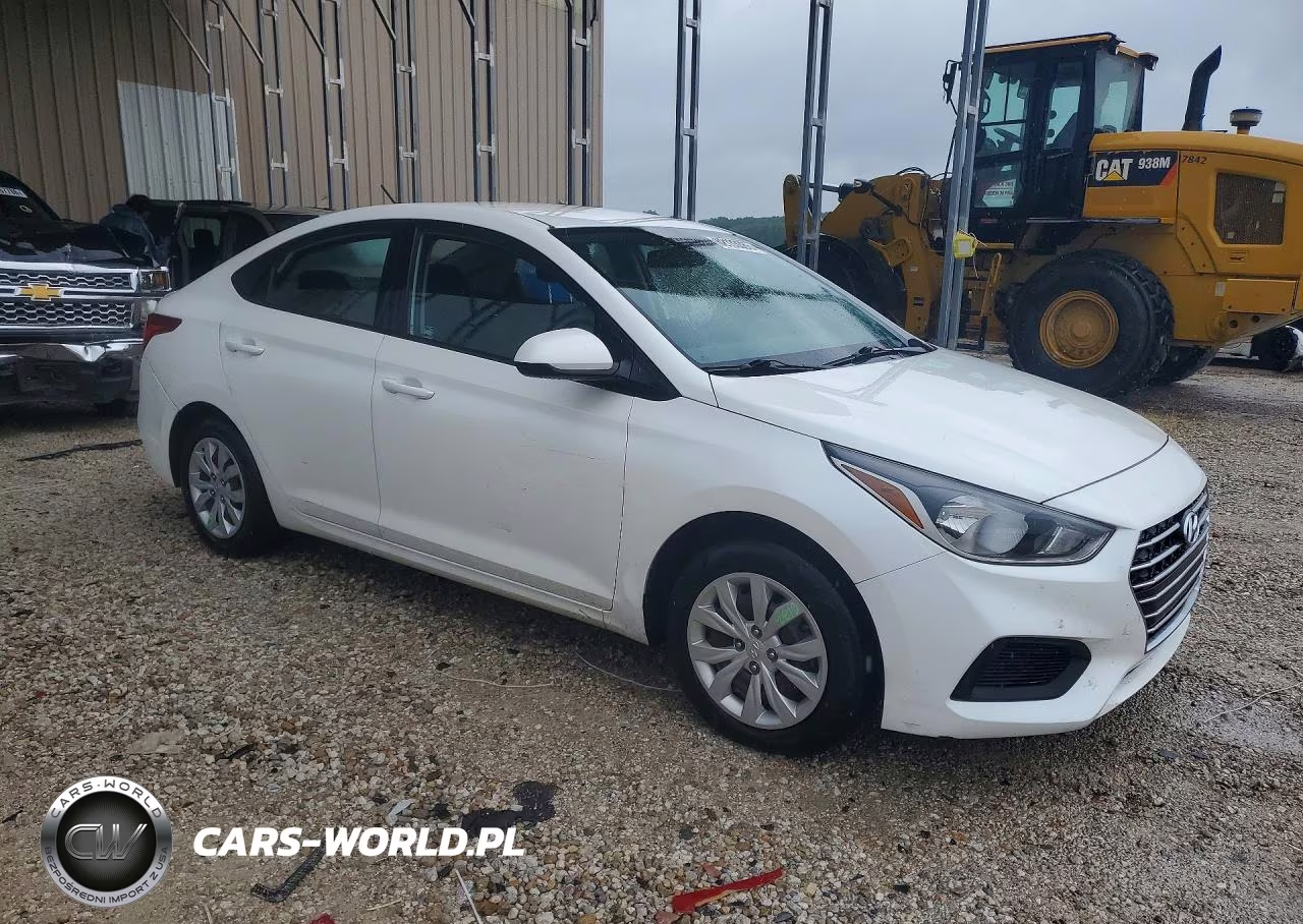 2020 Hyundai Accent Se VIN:3KPC24A64LE104083 - 4
