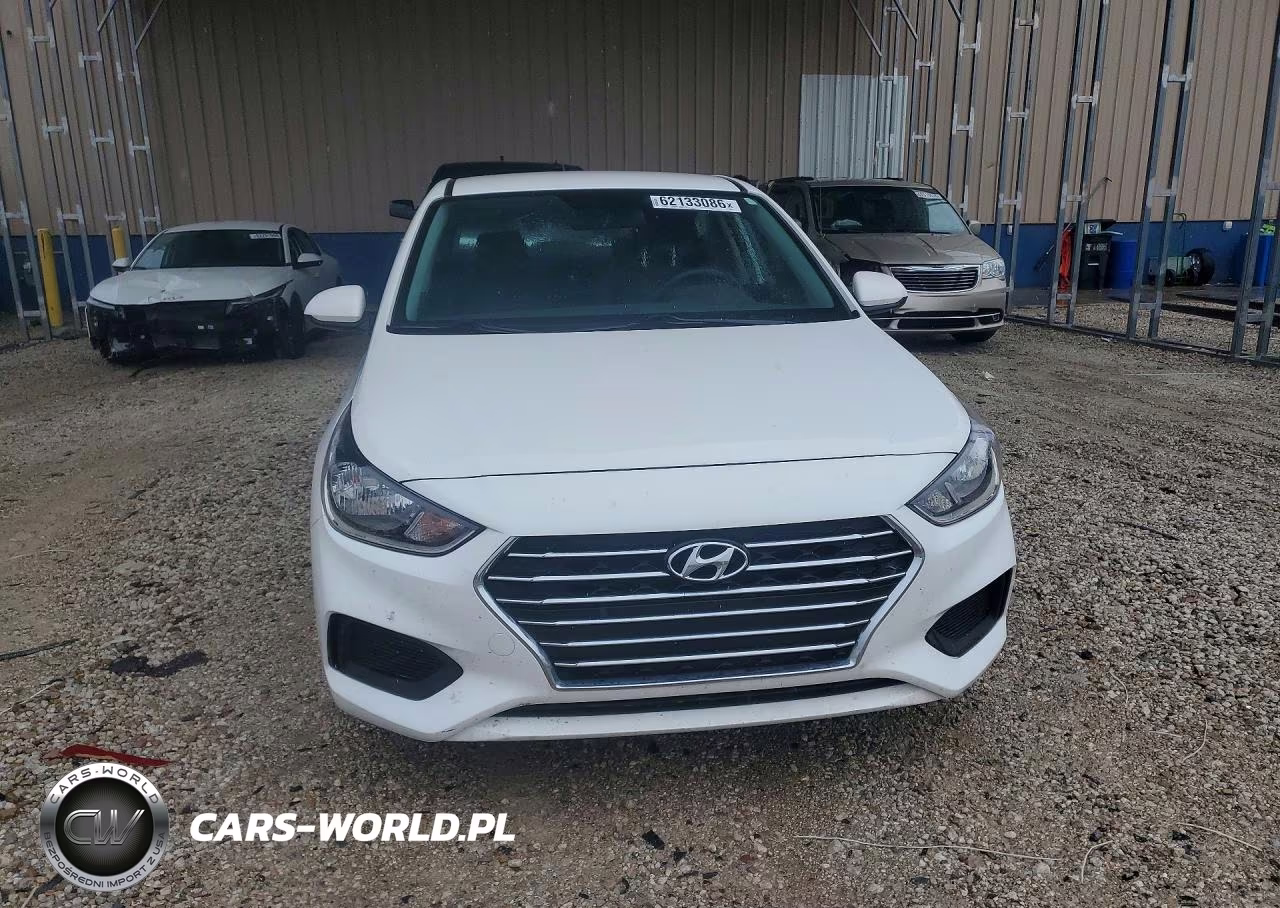 2020 Hyundai Accent Se VIN:3KPC24A64LE104083 - 5