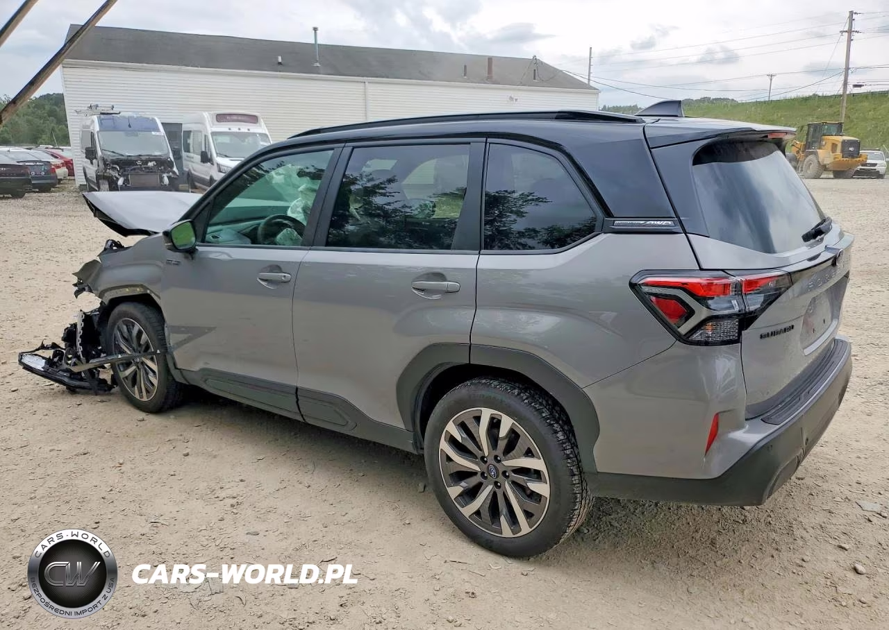 2025 Subaru Forester Touring VIN:JF2SLSTD0SH456967 - 2
