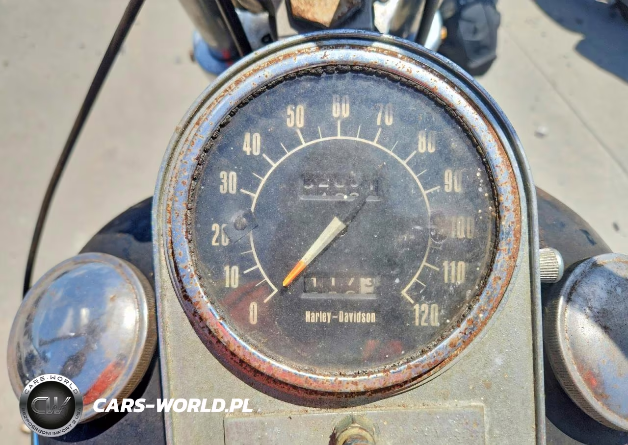 1972 Harley-Davidson Superglide VIN:2C31928H2 - 7