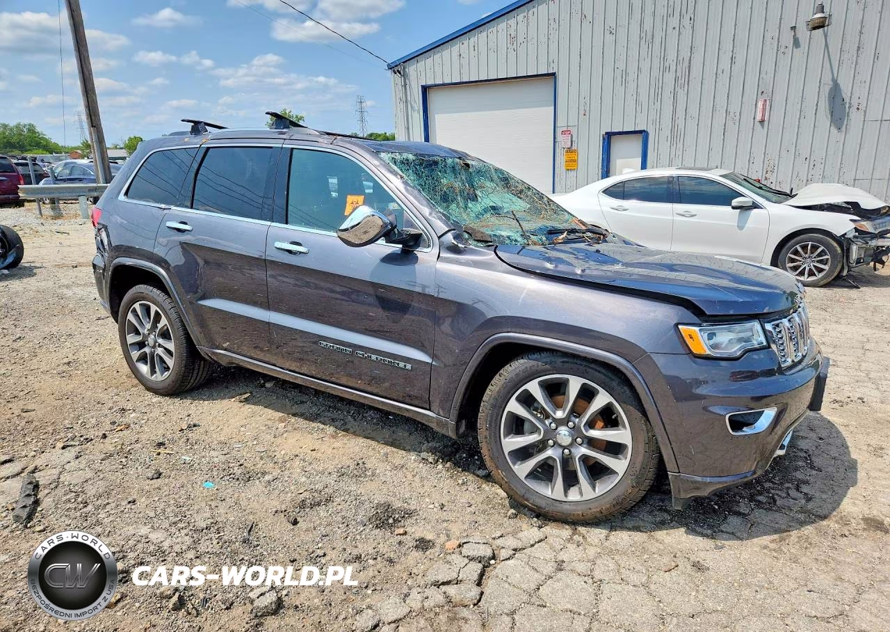 2017 Jeep Grand Cherokee Overland VIN:1C4RJFCG0HC942253 - 4