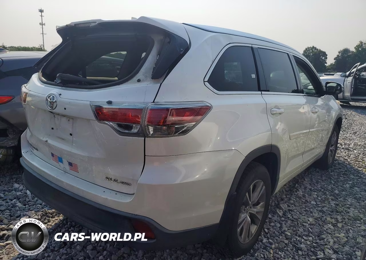 2014 Toyota Highlander Xle VIN:5TDJKRFHXES029526 - 3