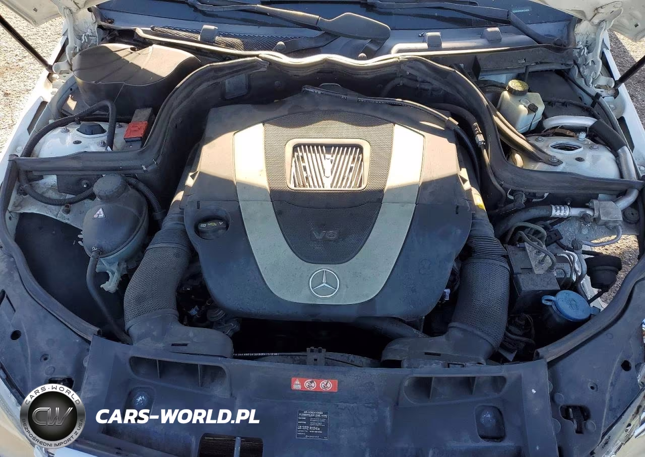2011 Mercedes-Benz C 350 VIN:WDDGF5GB6BR136820 - 11