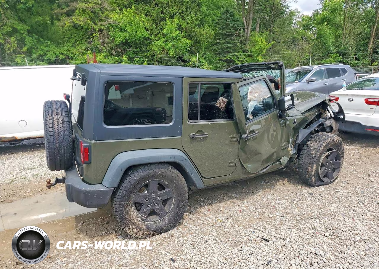 2015 Jeep Wrangler Unlimited Sport VIN:1C4HJWDG0FL603242 - 3