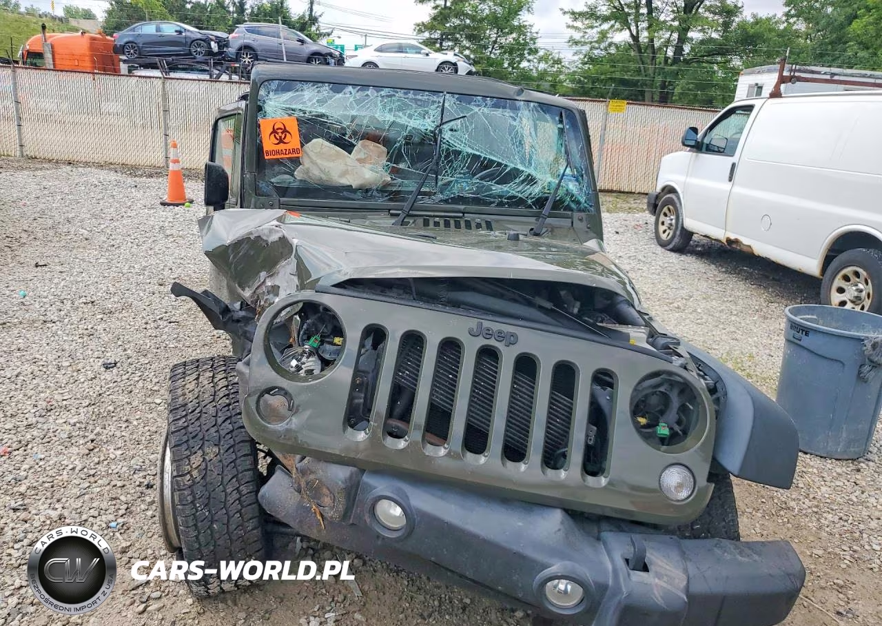 2015 Jeep Wrangler Unlimited Sport VIN:1C4HJWDG0FL603242 - 5