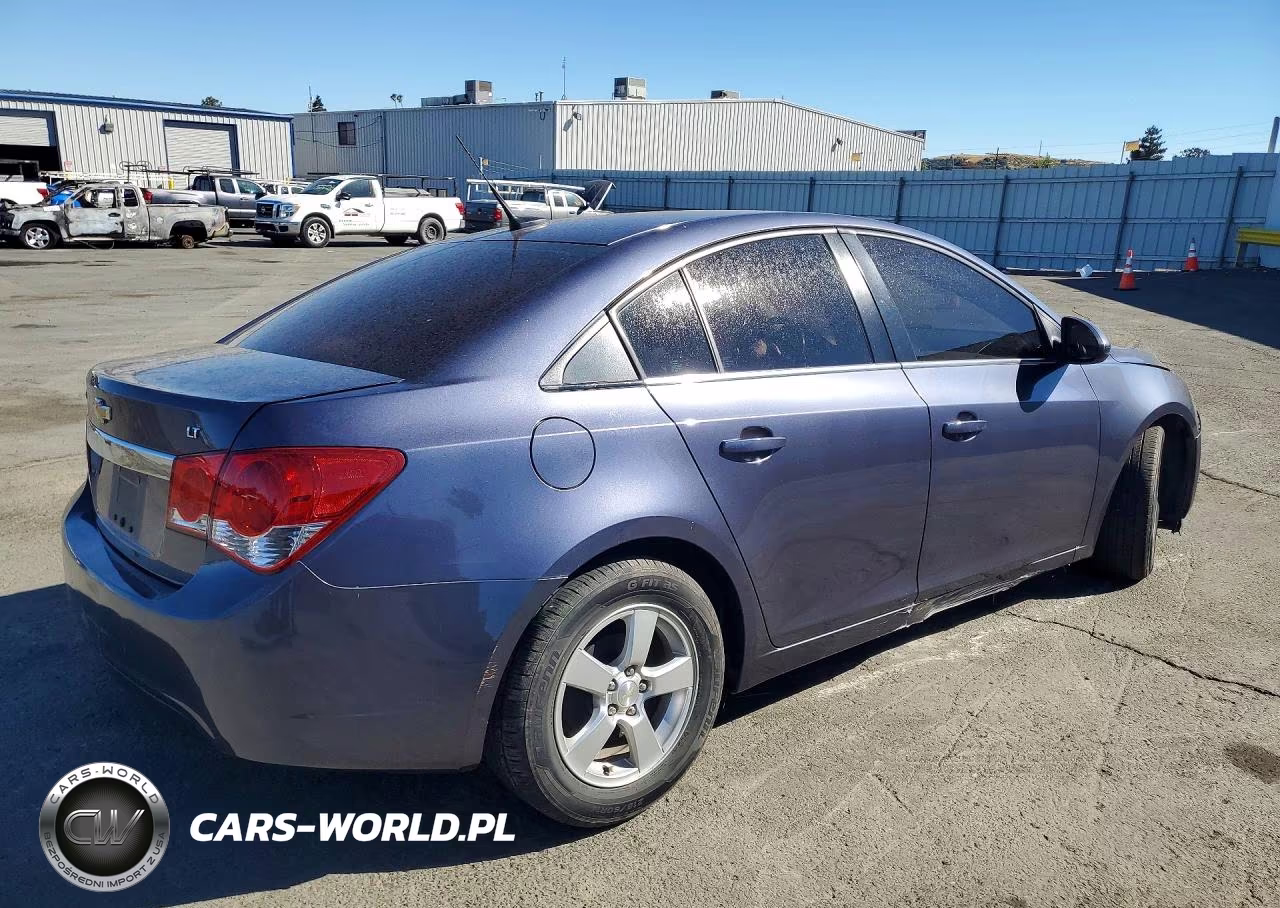 2014 Chevrolet Cruze Lt VIN:1G1PC5SB6E7420760 - 3