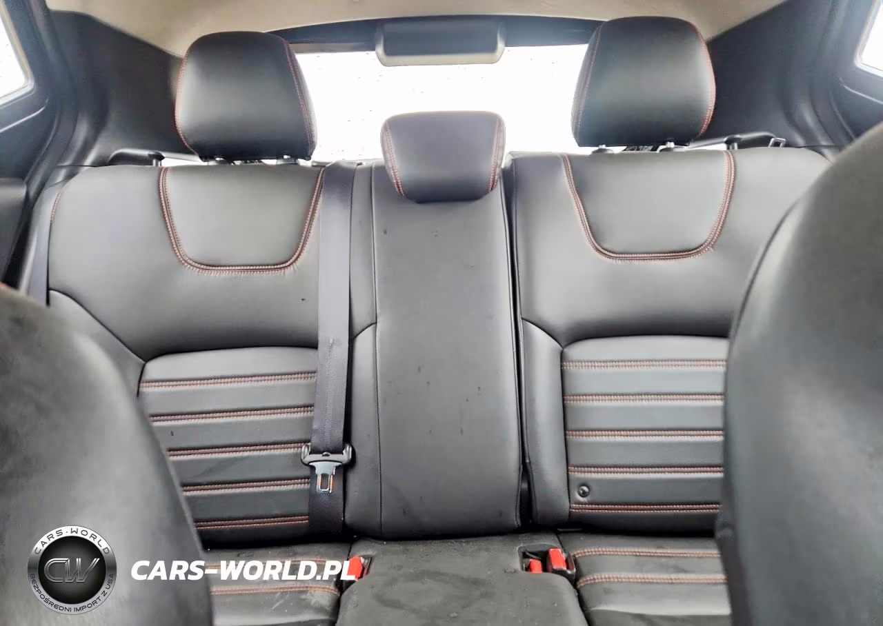 2019 Nissan Kicks S VIN:3N1CP5CU5KL491114 - 10