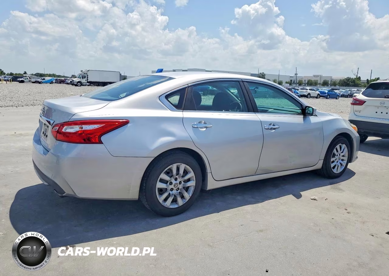 2016 Nissan Altima 2.5 S VIN:1N4AL3AP2GN306659 - 3