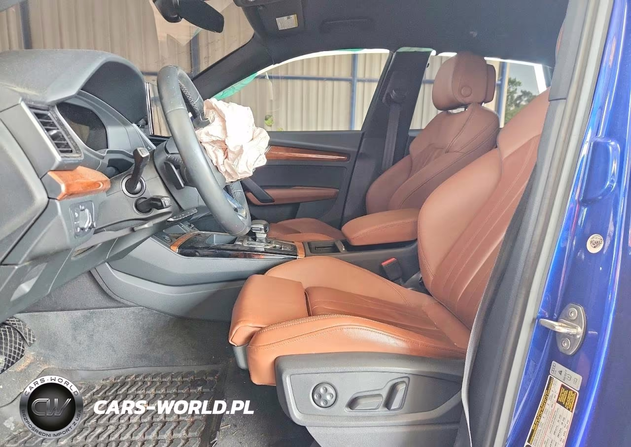 2022 Audi Q5 E Premium 55 VIN:WA1G2AFY3N2085840 - 7