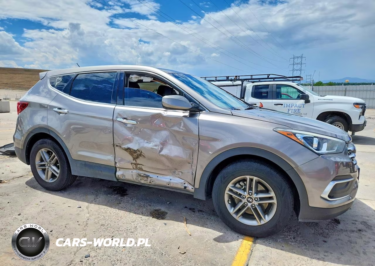 2018 Hyundai Santa Fe Sport 2.4L VIN:5NMZTDLB7JH090171 - 4