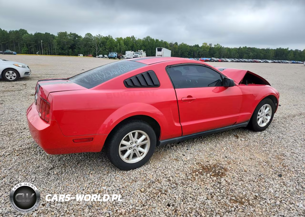 2007 Ford Mustang VIN:1ZVFT80NX75224382 - 3