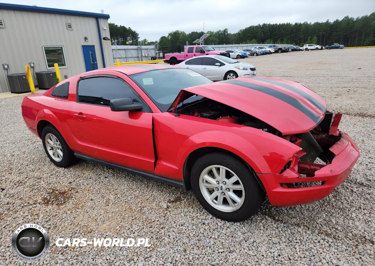 2007 Ford Mustang VIN:1ZVFT80NX75224382 - 4