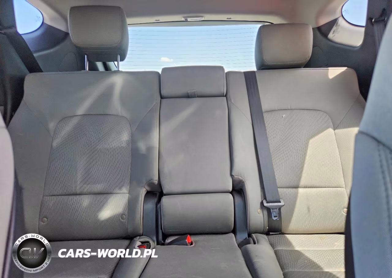 2015 Hyundai Santa Fe Sport 2.4L VIN:5XYZUDLB8FG255174 - 10