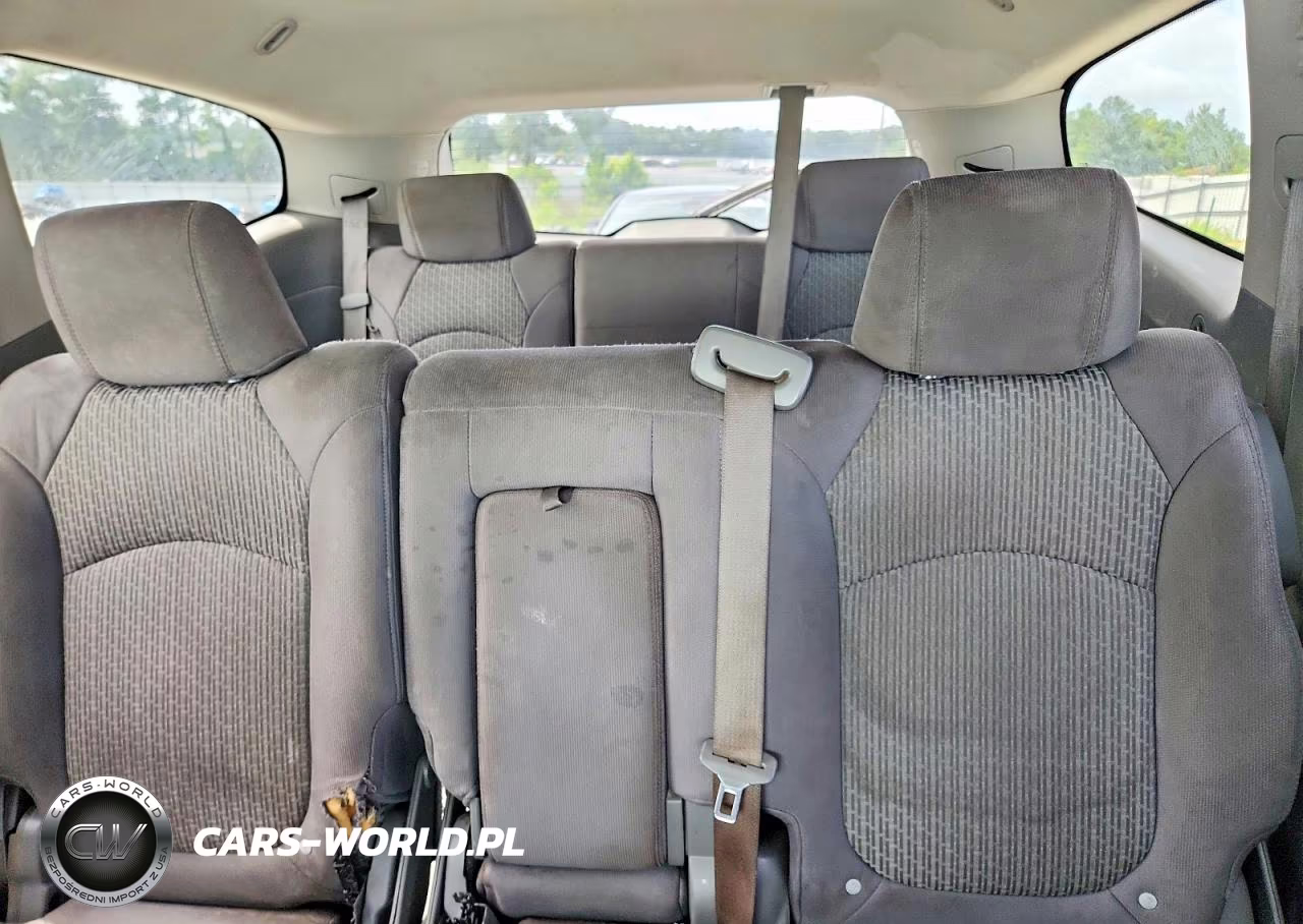 2010 Chevrolet Traverse Ls VIN:1GNLREED8AS155534 - 10