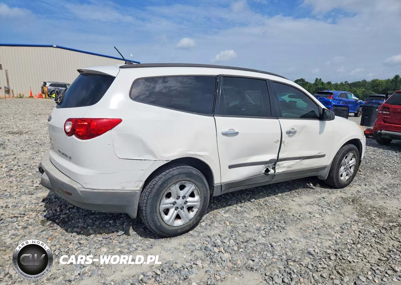 2010 Chevrolet Traverse Ls VIN:1GNLREED8AS155534 - 3