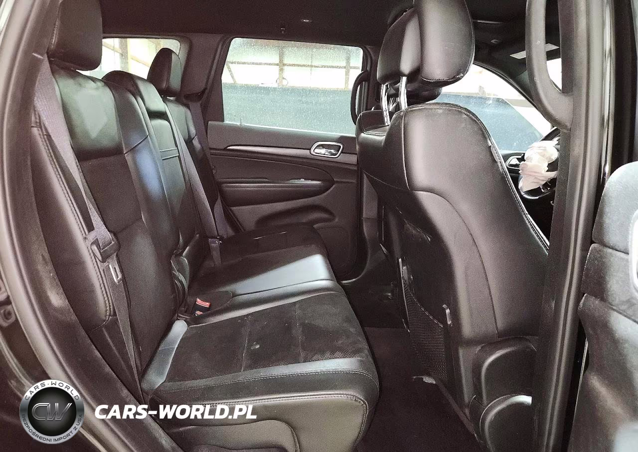 2018 Jeep Grand Cherokee Laredo VIN:1C4RJFAG0JC202825 - 11
