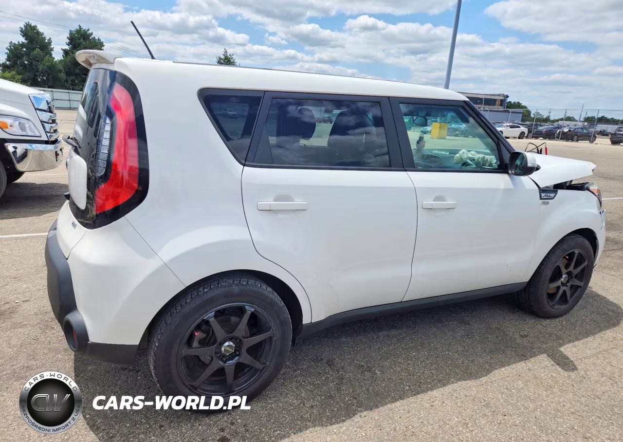 2014 Kia Soul + VIN:KNDJP3A56E7080768 - 3
