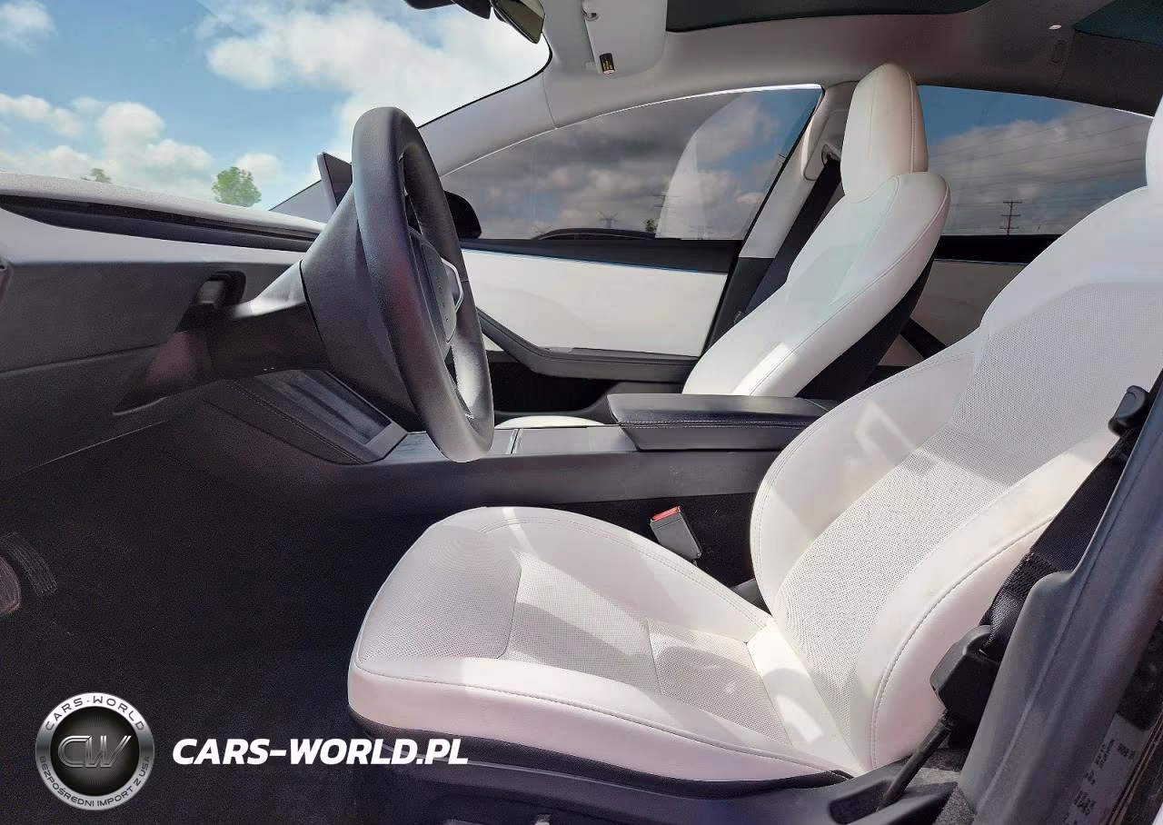 2024 Tesla Model 3 VIN:5YJ3E1EB2RF807102 - 7