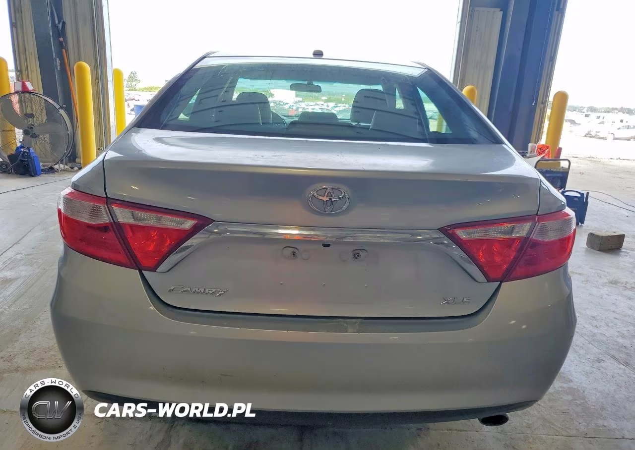 2017 Toyota Camry Xle VIN:4T1BF1FK3HU651869 - 6