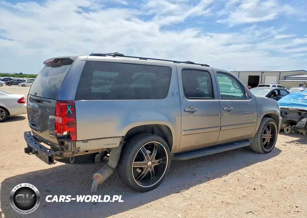 2007 Chevrolet Suburban C1500 VIN:1GNFC16057J346975 - 3