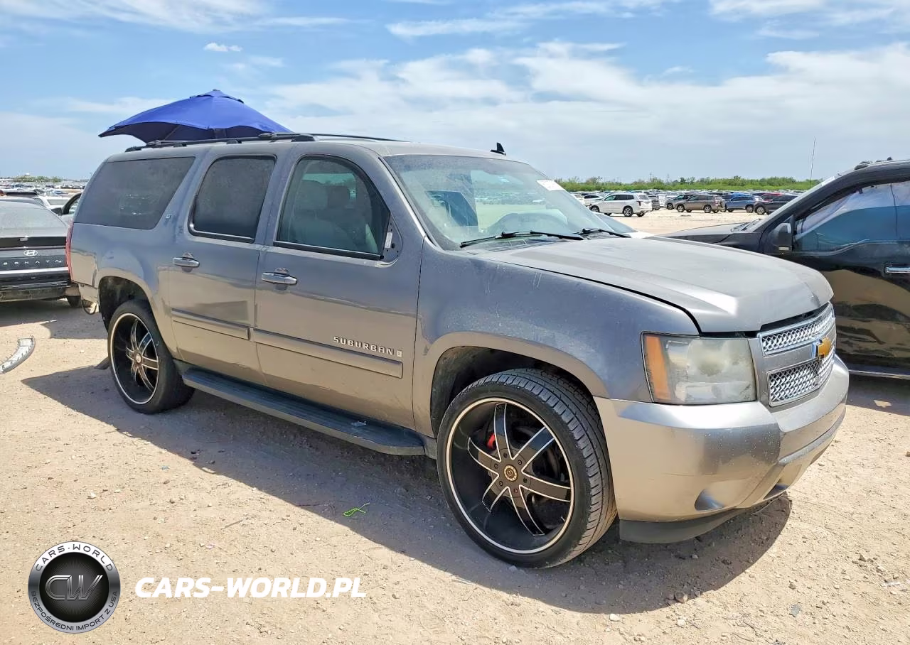 2007 Chevrolet Suburban C1500 VIN:1GNFC16057J346975 - 4