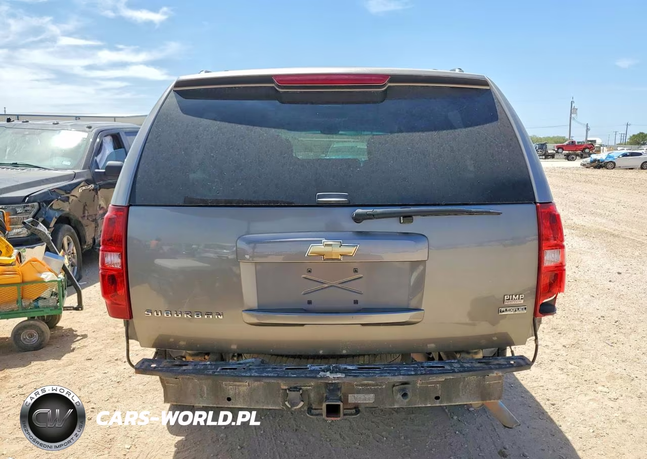 2007 Chevrolet Suburban C1500 VIN:1GNFC16057J346975 - 6