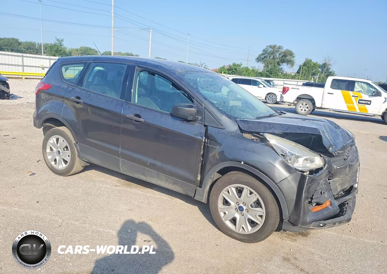 2016 Ford Escape VIN:1FMCU0F70GUC42369 - 4