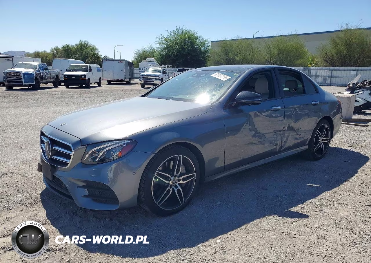 2019 Mercedes-Benz E 300 – zdjęcie 1 z 12