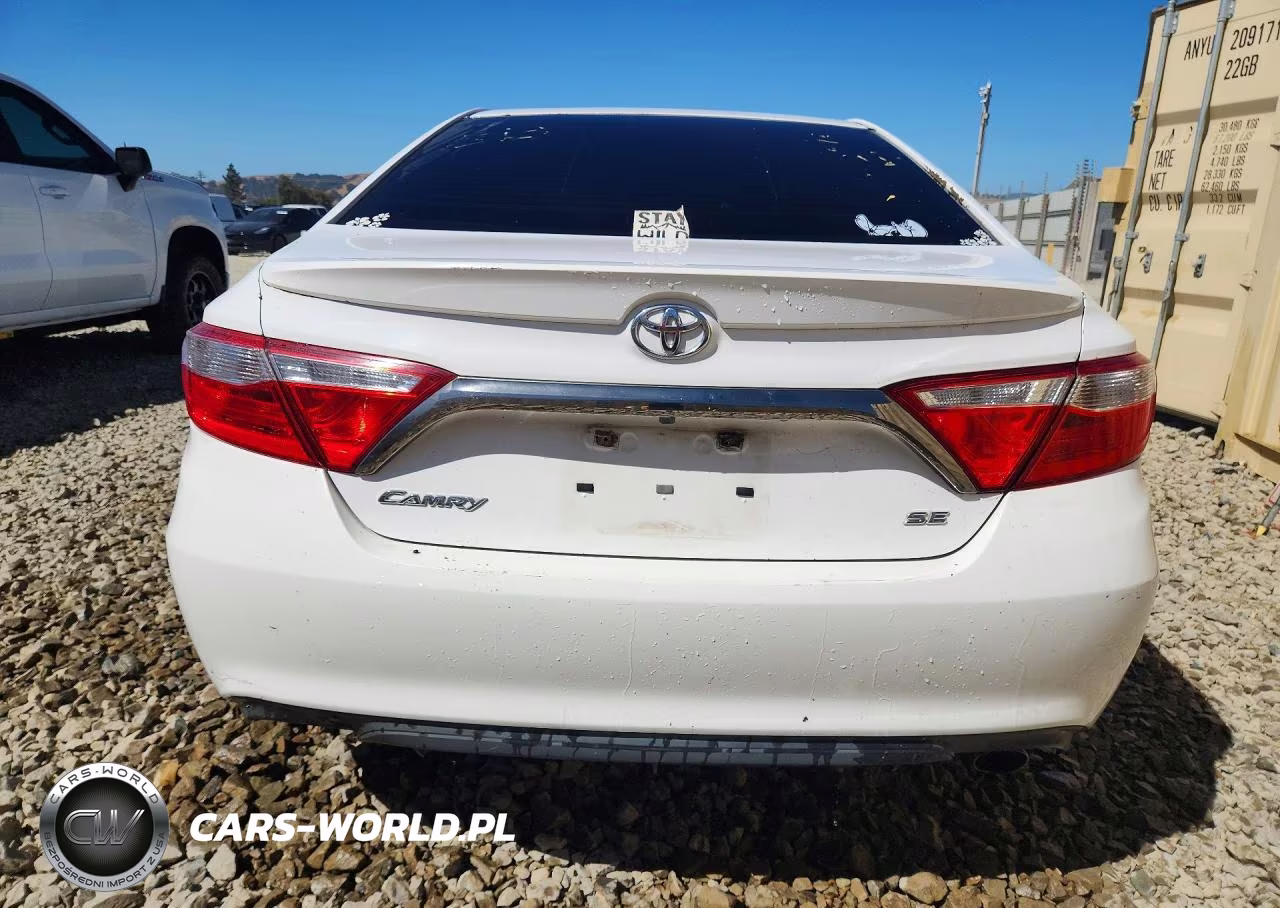 2015 Toyota Camry Se VIN:4T1BF1FK1FU080301 - 6