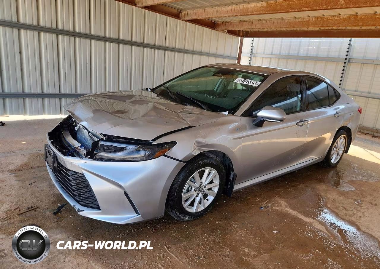 2025 Toyota Camry Le