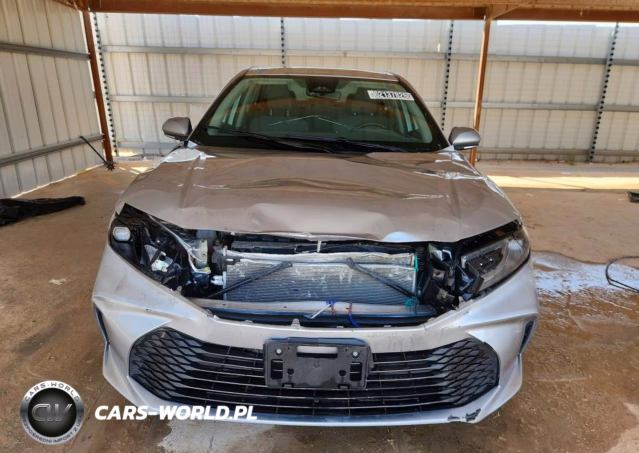 2025 Toyota Camry Le VIN:4T1DAACK1SU621286 - 5