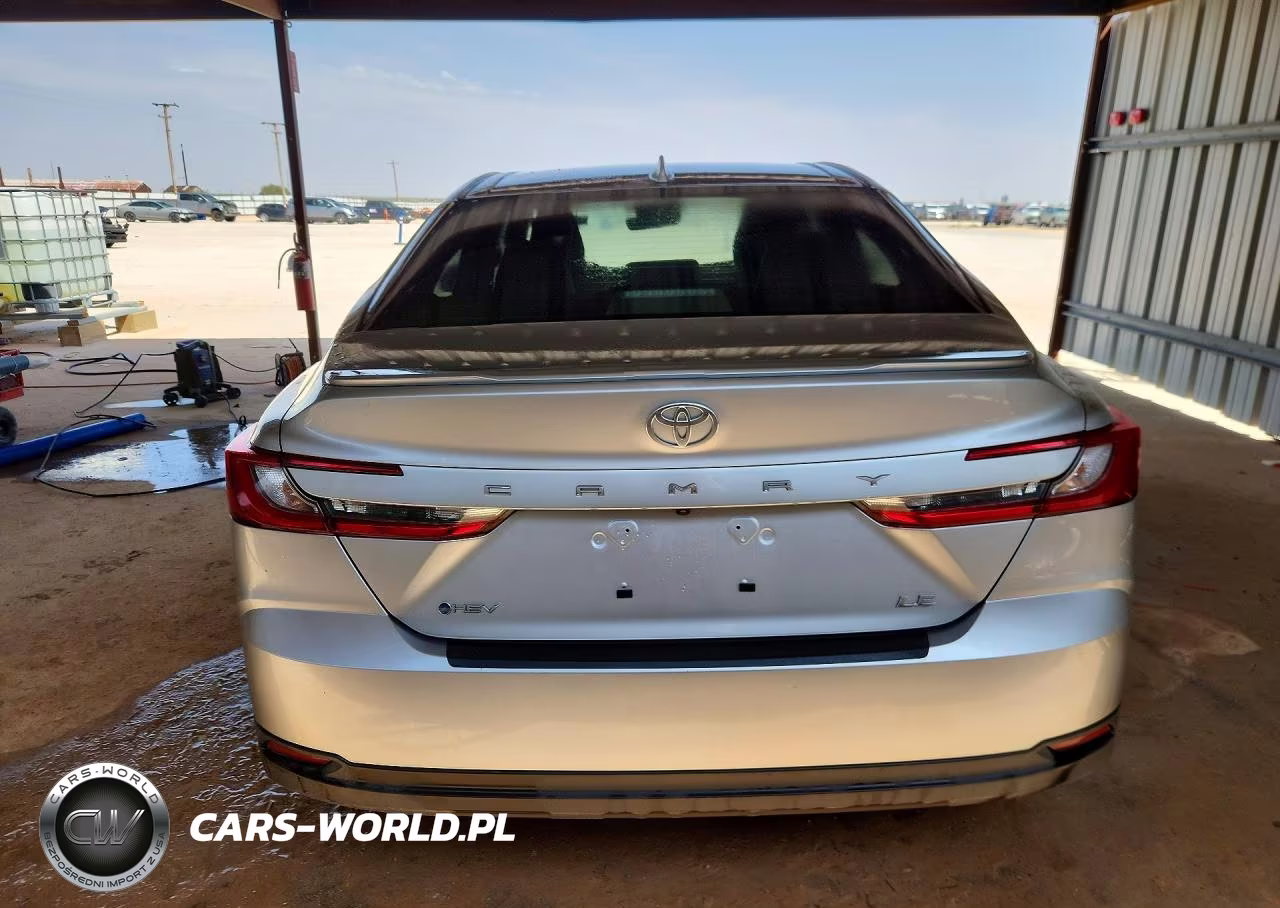 2025 Toyota Camry Le VIN:4T1DAACK1SU621286 - 6