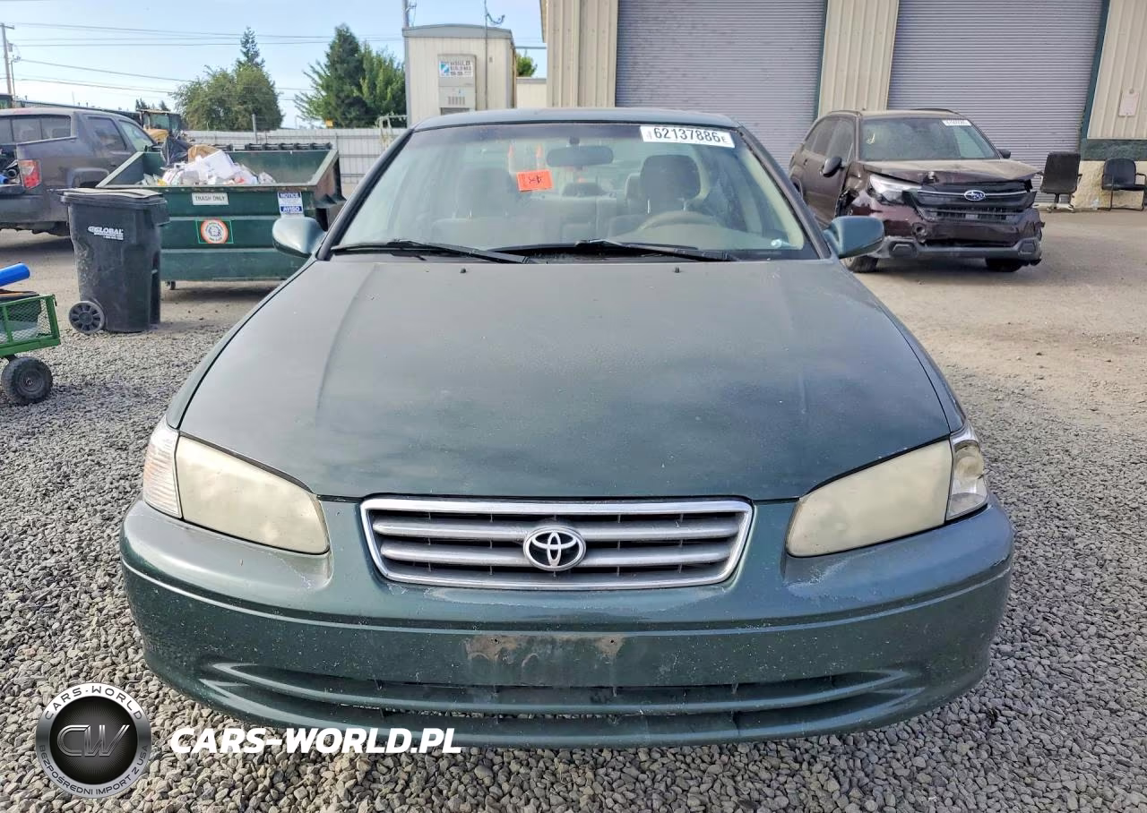 2001 Toyota Camry Le VIN:JT2BG22K510537021 - 5
