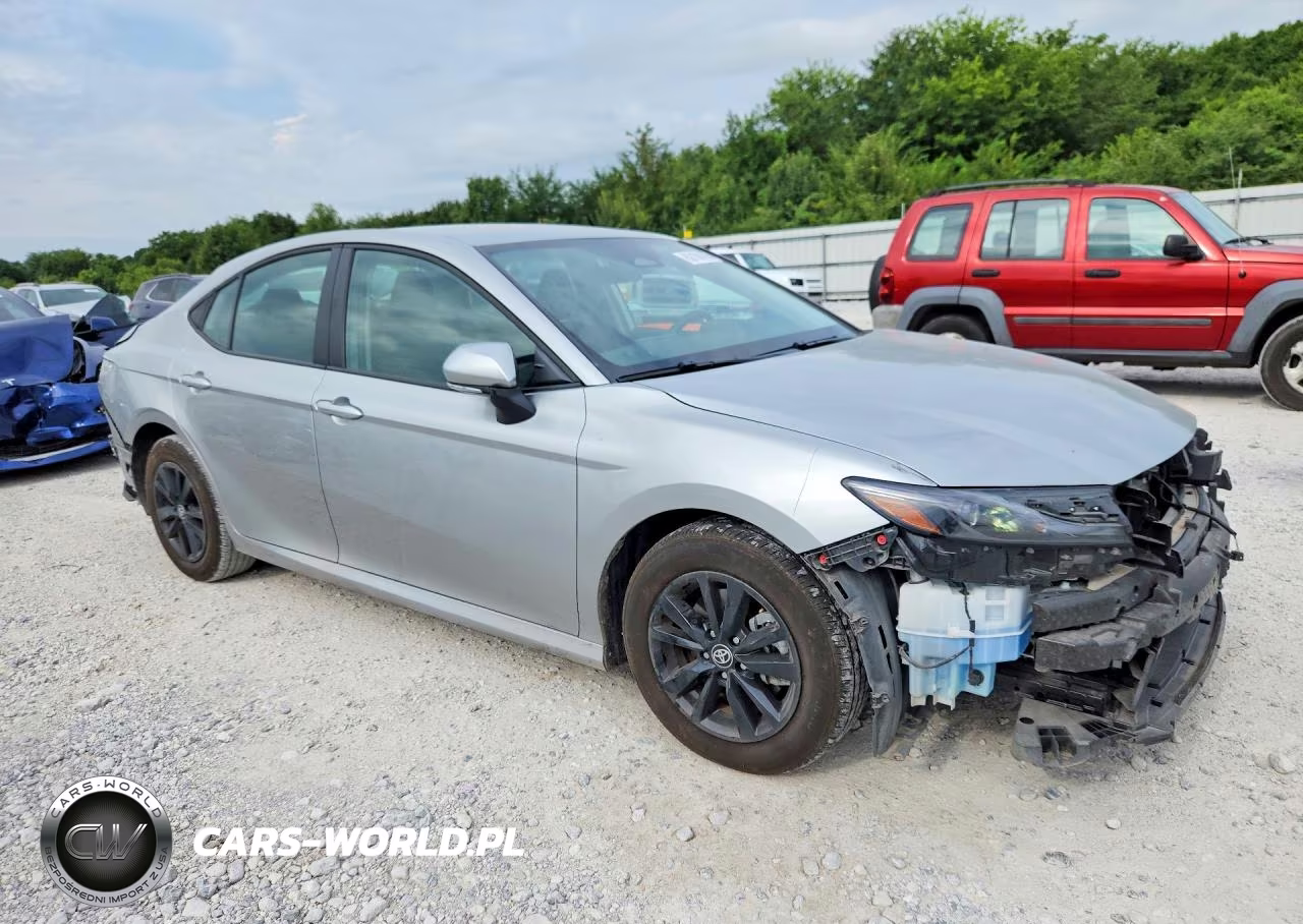 2025 Toyota Camry Le VIN:4T1DAACK5SU139971 - 4