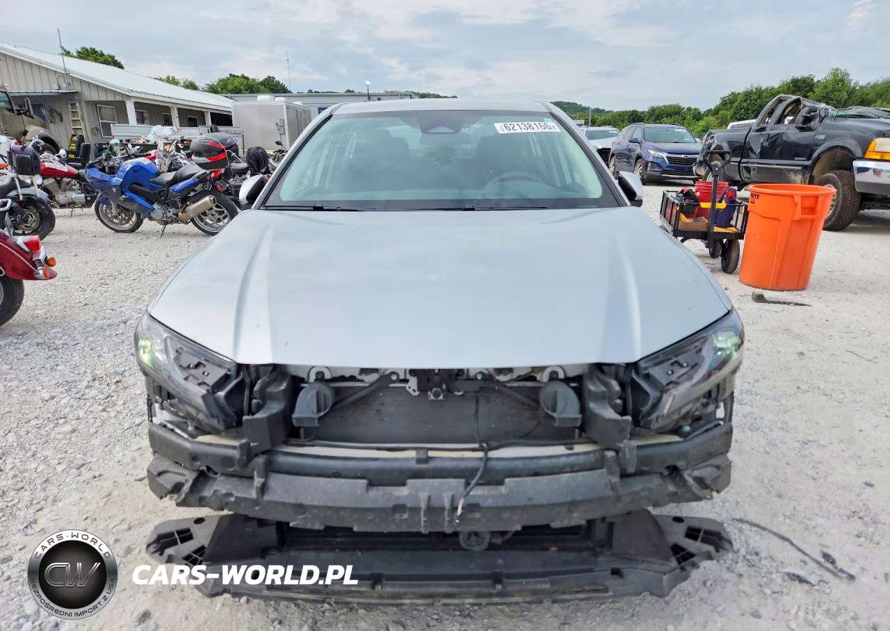 2025 Toyota Camry Le VIN:4T1DAACK5SU139971 - 5