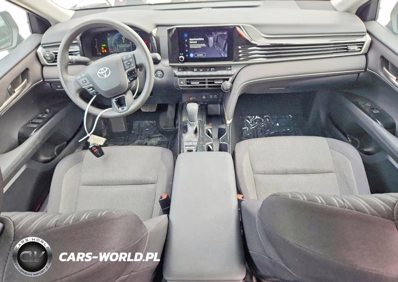 2025 Toyota Camry Le VIN:4T1DAACK5SU139971 - 8