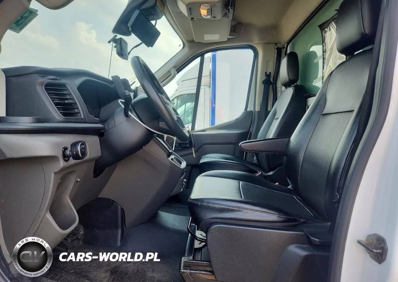 2020 Ford Transit Delivery Truck VIN:1FDBW5Z89LKA95580 - 7