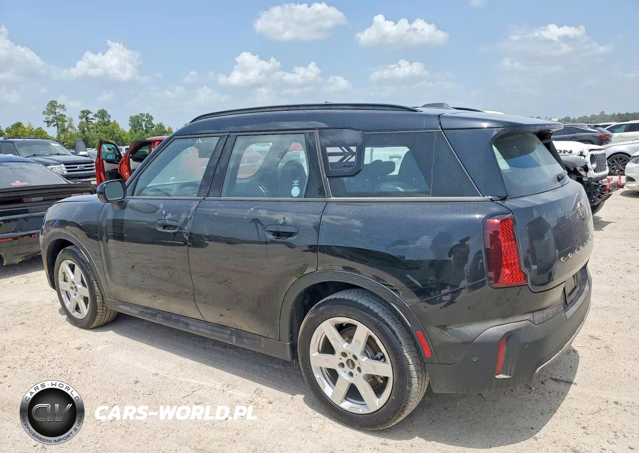 2027 Mini Countryman S All4 VIN:WMZ23GA03V7V53215 - 2