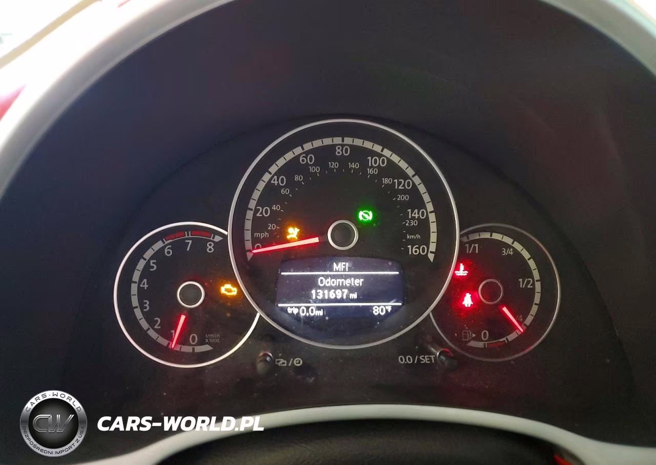 2014 Volkswagen Beetle VIN:3VW5X7AT5EM802418 - 9