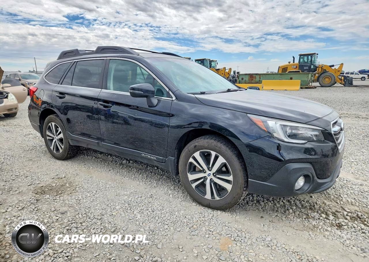2019 Subaru Outback 3.6R Limited VIN:4S4BSENCXK3221752 - 4