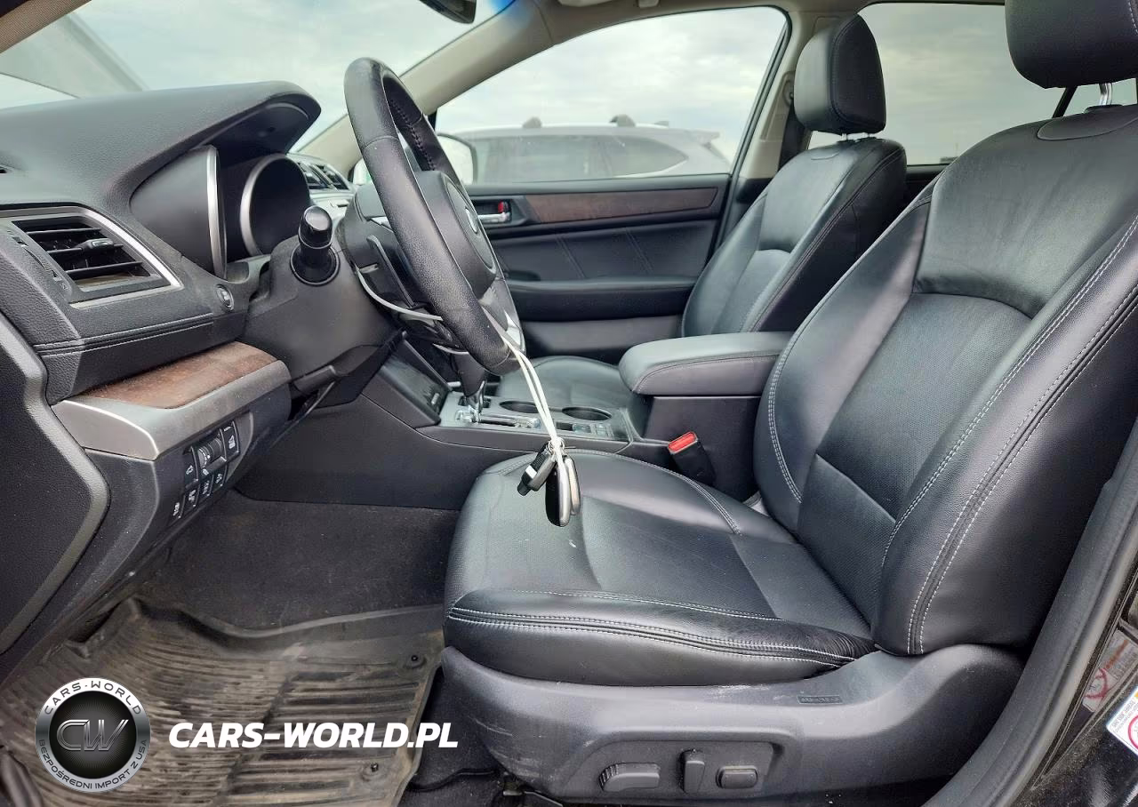 2019 Subaru Outback 3.6R Limited VIN:4S4BSENCXK3221752 - 7