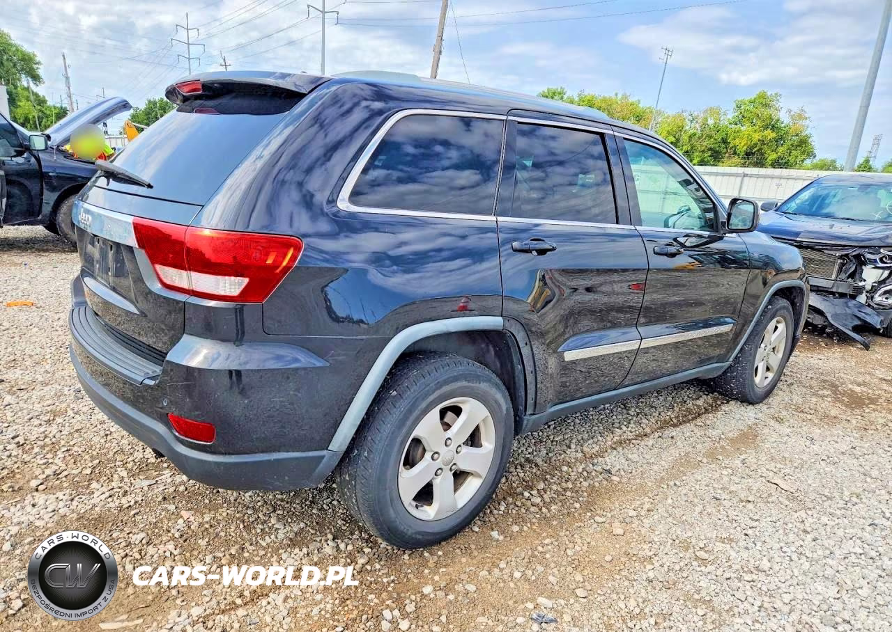 2012 Jeep Grand Cherokee Laredo VIN:1C4RJEAG6CC106193 - 3