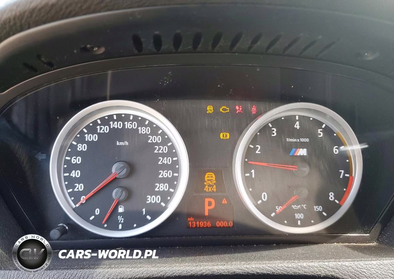 2011 BMW X6 M VIN:5YMGZ0C5XBLK14062 - 9