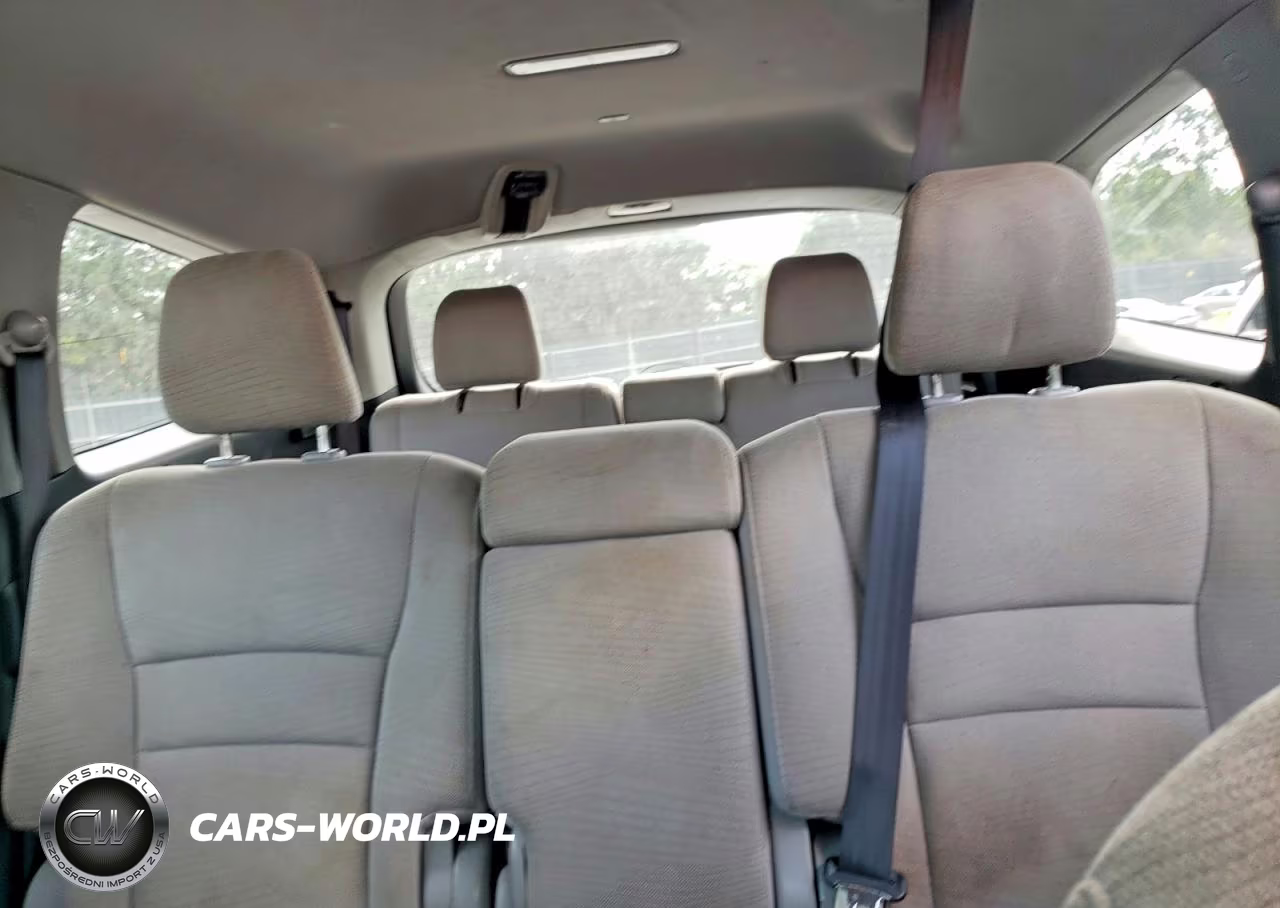 2018 Honda Pilot Lx VIN:5FNYF5H17JB033074 - 10