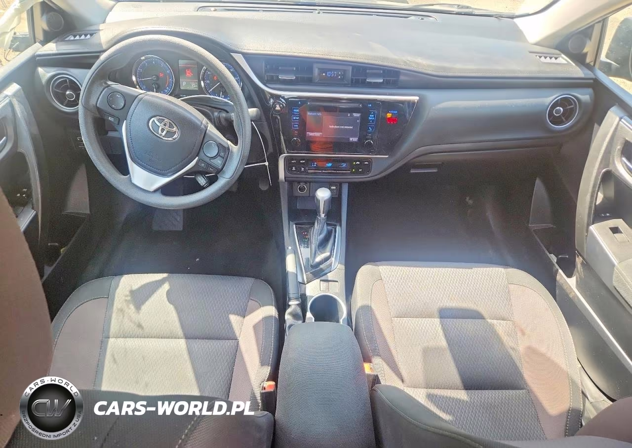 2019 Toyota Corolla Le VIN:2T1BURHE8KC167104 - 8