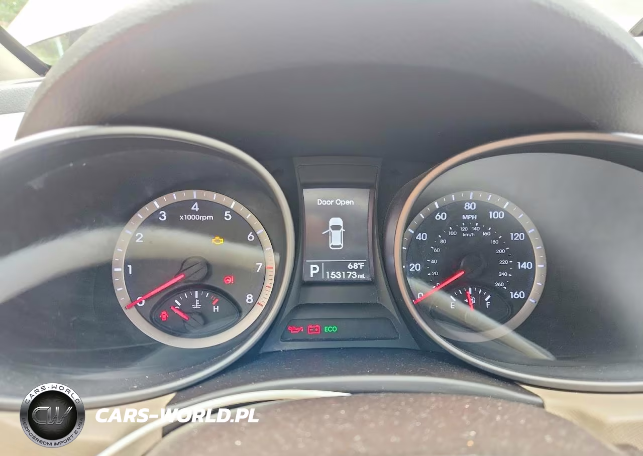2015 Hyundai Santa Fe Sport 2.4L VIN:5XYZU3LB0FG285456 - 9